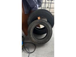 5.00-15 gumiabroncs eladó