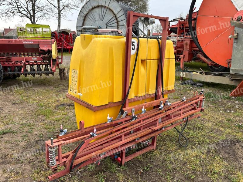 Brandi függesztett permetező