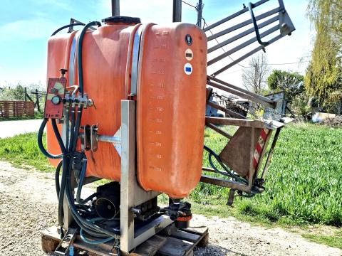 Jessering 650L 12m szántóföldi permetező eladó Jessering 650L 12m szántóföldi permetező eladó
