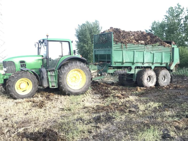 Eladó 14 tonnás trágyaszóró