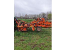 Nobels ágyás szedő