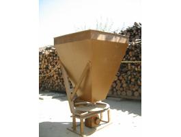 Eladó egyedi gyártású műtrágyaszóró