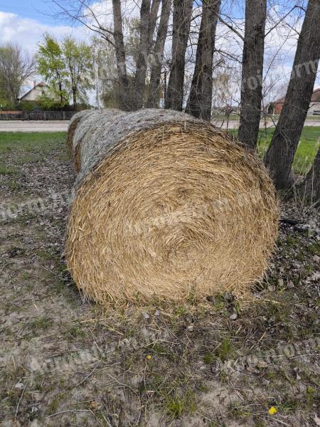 Gurigás szalmabála eladó
