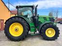 John Deere 6215 R