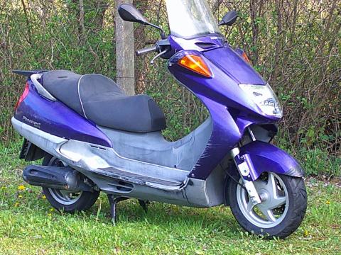 Honda FES 250 Foresight Osztrák nagyrobogó,  gyári 23864 km-rel nagyon olcsón eladó