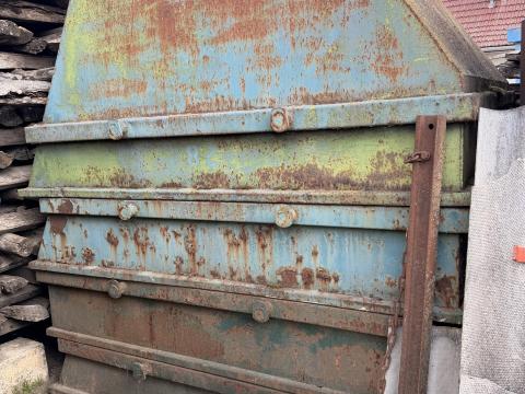 Eladô 50 hl konténer Eladô 50 hl konténer