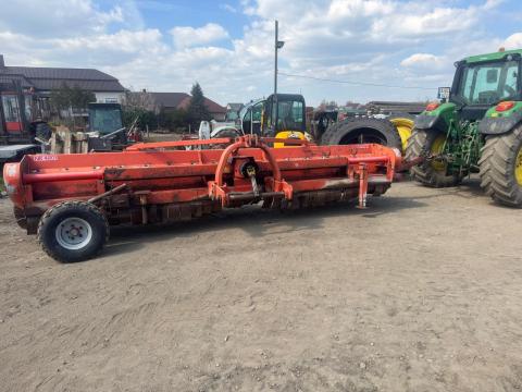 KUHN NK 4801 .. 4,8 MÉTERES SZÁRZÚZÓ,  MULCSOZÓ