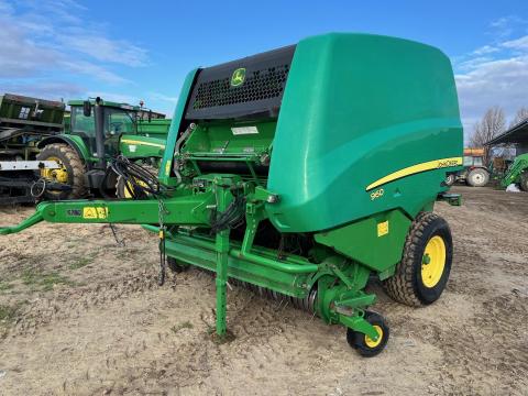 John Deere 960 körbálázó John Deere 960 körbálázó