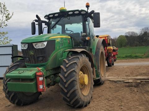John Deere 6155R John Deere 6155R