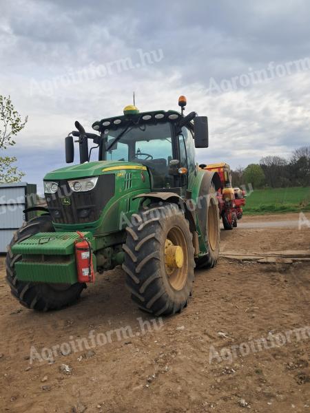 John Deere 6155R