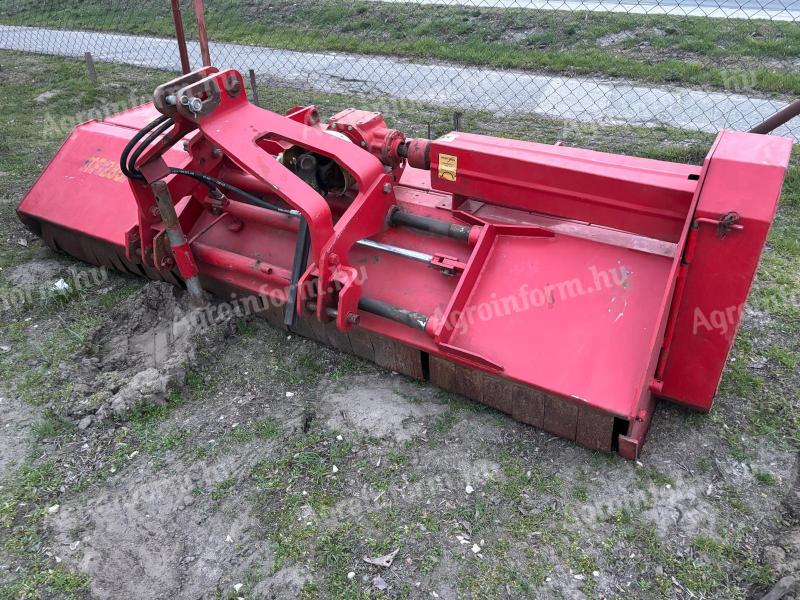 Kalapácsos szárzúzó TF280