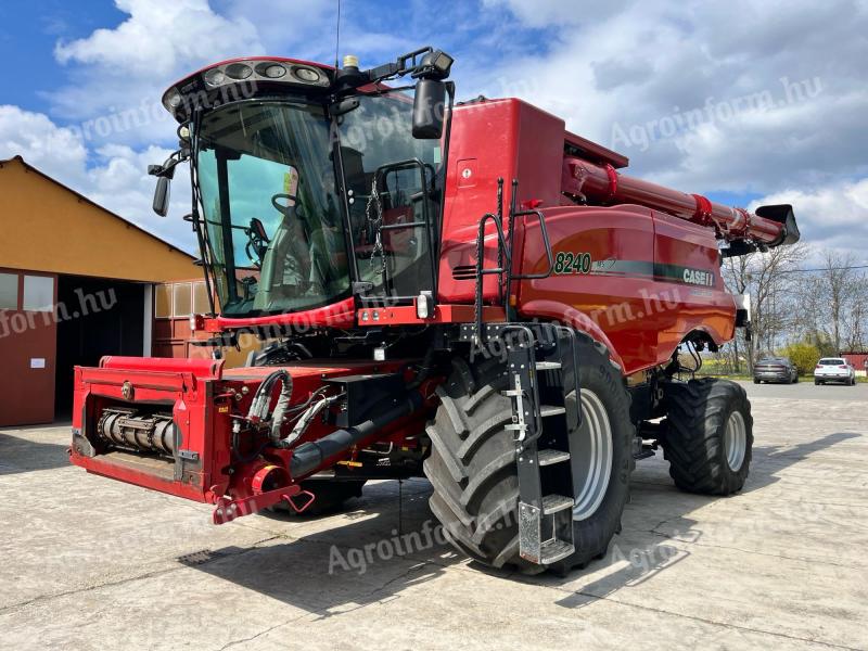 Case IH 8240 Tökéletes állapotú