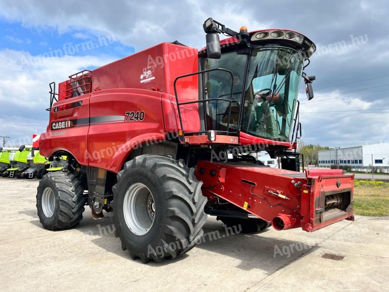 Case IH Axial-Flow 7240