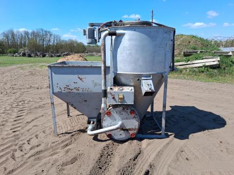 Peromat 5 mázsás terménydaráló-tápkeverő kombináció