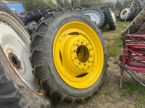 ÁPOLÓKERÉK,  MŰVELŐKERÉK 1PÁR,  11.2-38,,, 270/95R38 ÚJ TAURUS GUMIVAL