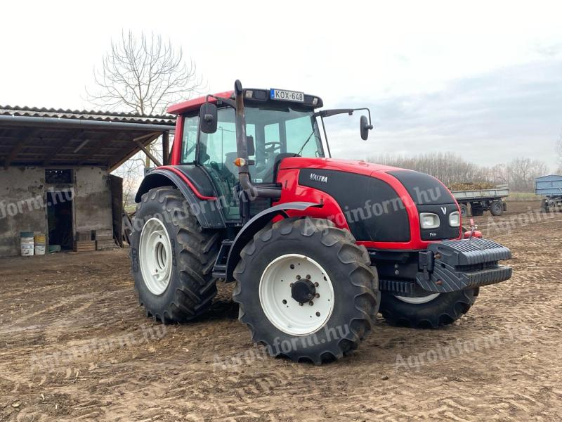 Valtra T131