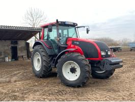Valtra T131