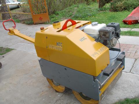 Padkahenger vibrós vibrációs úthenger vibrohenger vibromax patkahenger Padkahenger vibrós vibrációs úthenger vibrohenger vibromax patkahenger