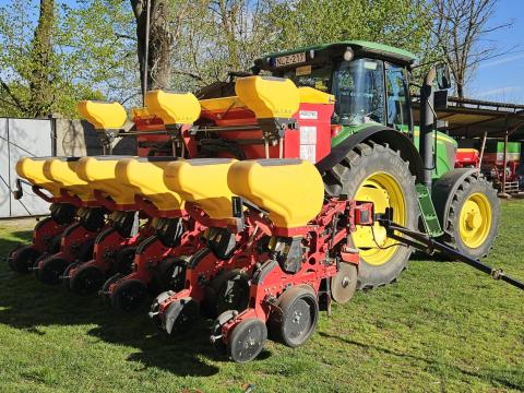 Szemenkénti vetőgép újszerű állapotban eladó !