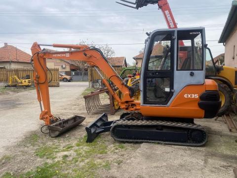 Hitachi EX35-2 forgórakodó Hitachi EX35-2 forgórakodó
