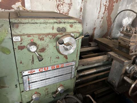 Bolgár esztergagép