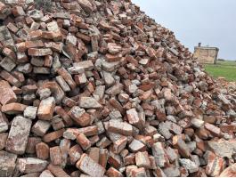 Bontott tégla eladó