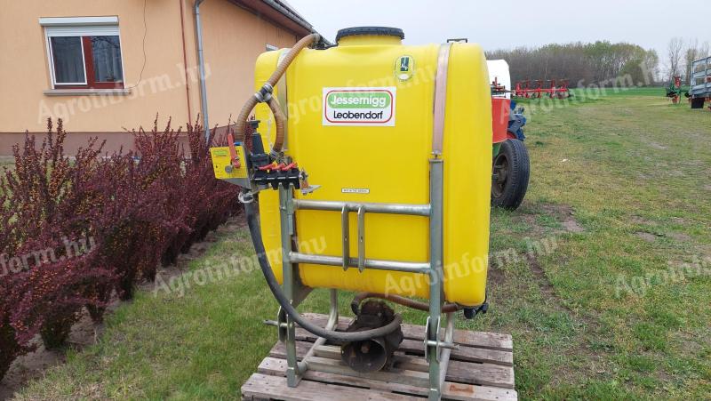 Eladó Jessernigg 400 literes permetező