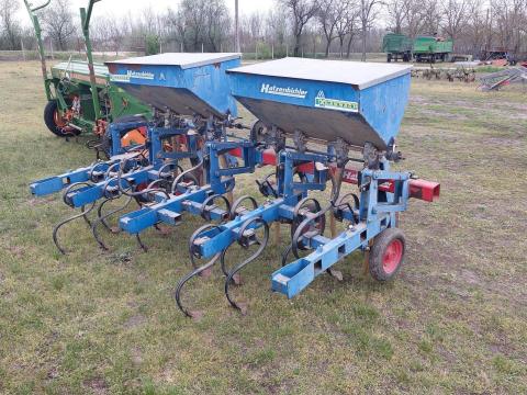 Eladó műtrágya adagolós sorközművelő Hatzenbichler Eladó műtrágya adagolós sorközművelő Hatzenbichler