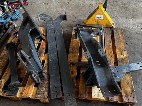 Ferro Flex rakodó adapter MTZ traktorhoz eladó Ferro Flex rakodó adapter MTZ traktorhoz eladó