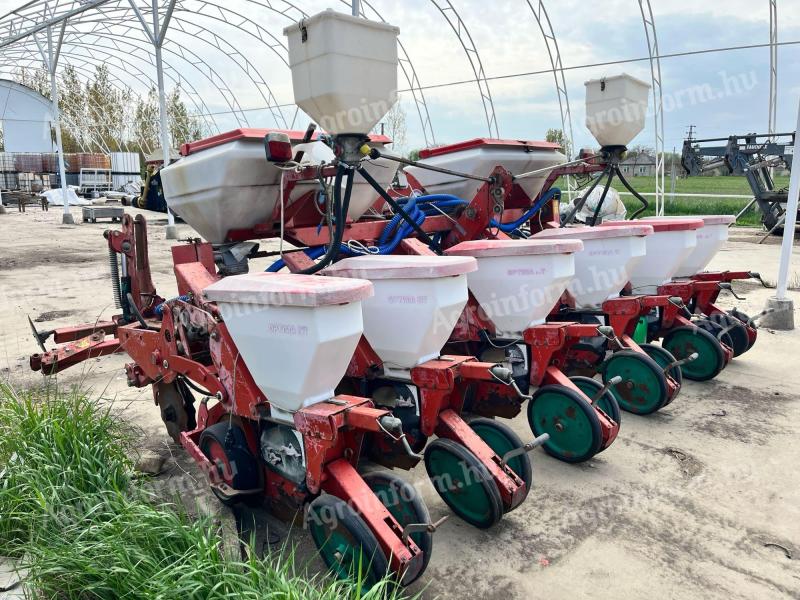 Kverneland OPTIMA NT 6 soros szemenként vetőgép