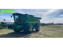 John Deere S 690