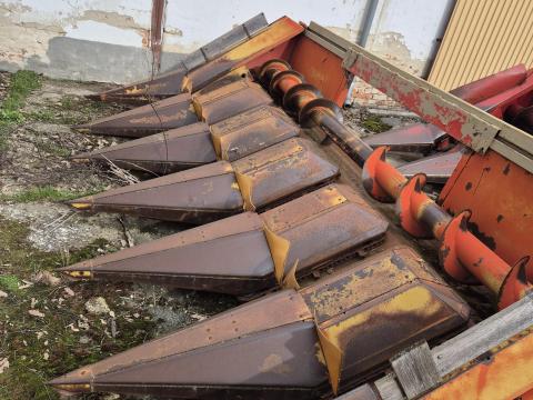 Oros 6016 hátzúzós kukorica adapter Oros 6016 hátzúzós kukorica adapter