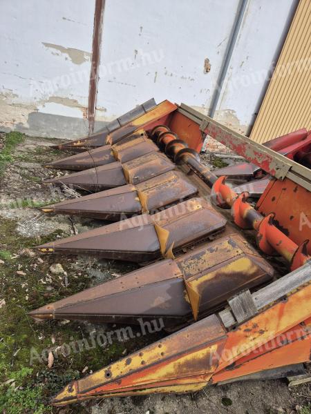 Oros 6016 hátzúzós kukorica adapter