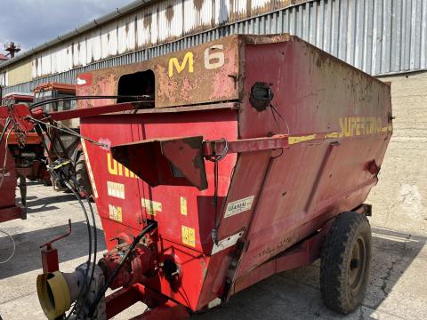 Supertino etetőkocsi