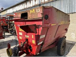 Supertino etetőkocsi