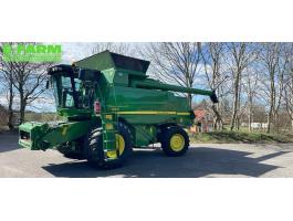 John Deere T 660