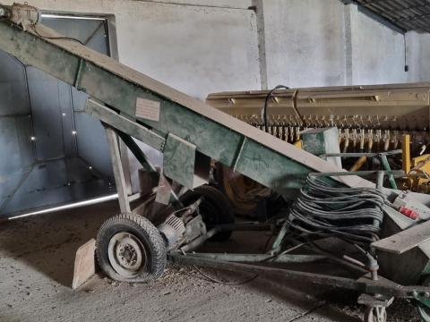 Gabona felszedő gép eladó