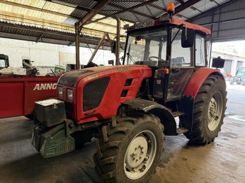 MTZ / Belarus 922.4 típusú traktor,  kevés üzemórával,  érvényes műszakival eladó