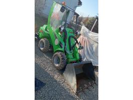 Avant munkagép kevés munkaórával eladó