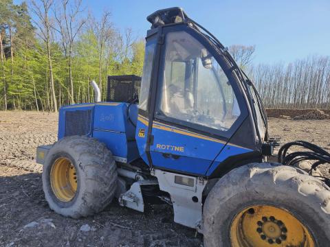 ROTTNE H8 harvester (2005) ROTTNE H8 harvester (2005)