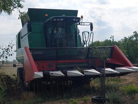 NAS 676 napraforgó adapter és szállítókocsi eladó NAS 676 napraforgó adapter és szállítókocsi eladó