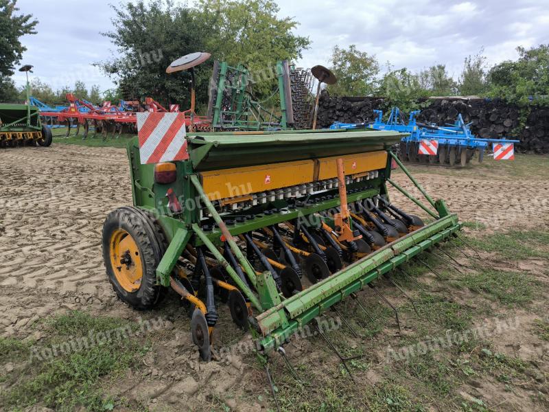 Amazone D8/30 Super tárcsás gabonavetőgép