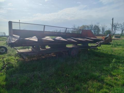 Oros 8 soros napraforgó adapter Claas Mega, Dominator felfogatással