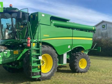 John Deere S 690 John Deere S 690