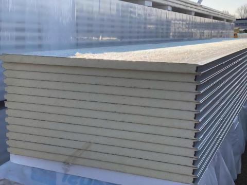 Új Szendvicspanel oldalfal, tetőpanel 40 mm vastag Új Szendvicspanel oldalfal, tetőpanel 40 mm vastag