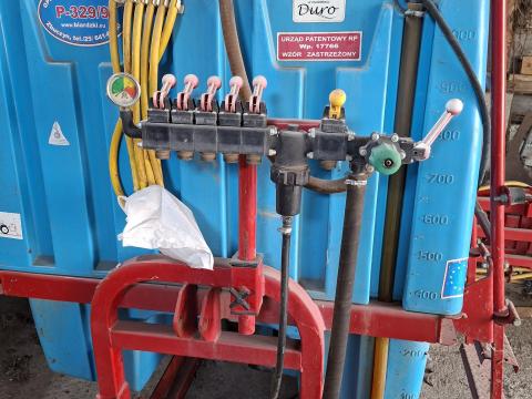 Permetező 1000 l, 15 m Permetező 1000 l, 15 m