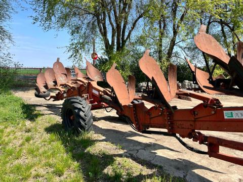 Gregoire Besson SPEL B9 7 fejes váltvaforgató eke Gregoire Besson SPEL B9 7 fejes váltvaforgató eke