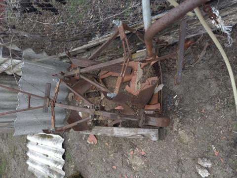 Eladó kézi lovaseke (kézi kultivátor)