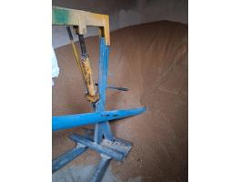 Búza, kukorica eladó