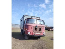 IFA Műhelykocsi kompresszorral,  heggesztő dinamóval,  satuval,  köszörűvel,  aggregátorral,  satupad és polcrendszerrel